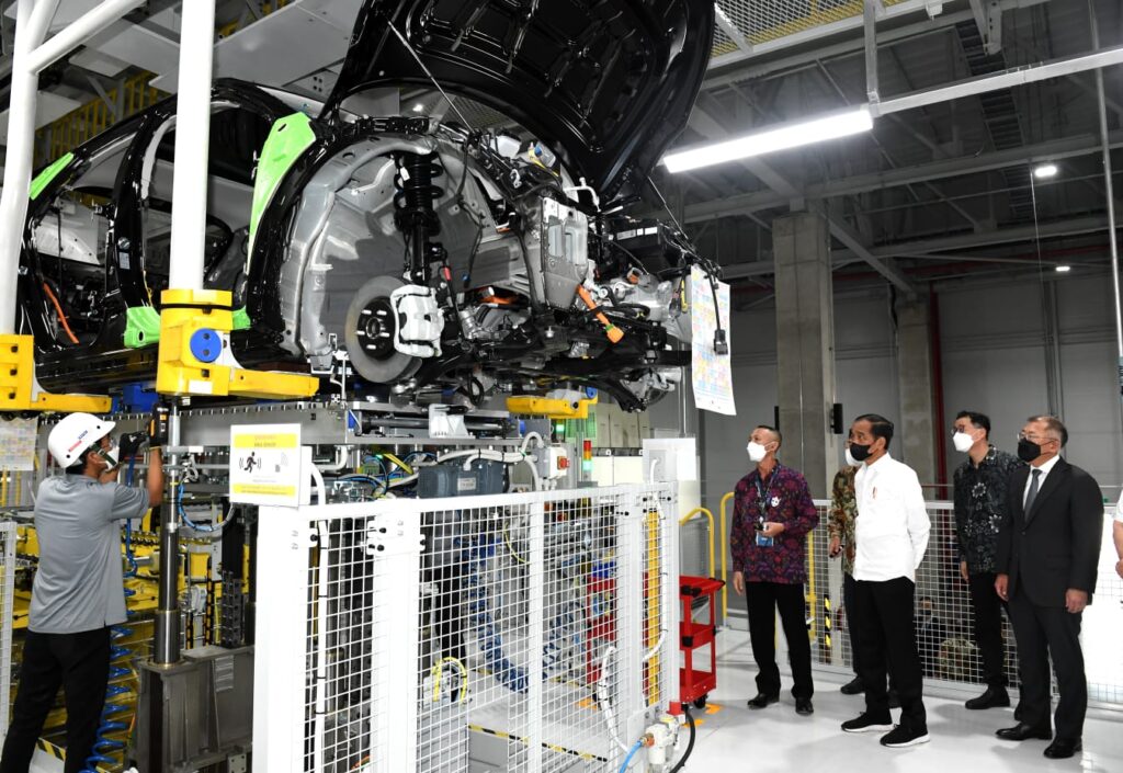 President Joko Widodo visited the Hyundai Motor Manufacturing Indonesia facility in Cikarang, West Java.