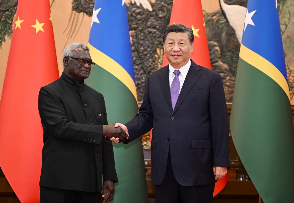 Chinese President Xi Jinping meets with visiting Prime Minister of the Solomon Islands Manasseh Sogavare at the Great Hall of the People in Beijing, capital of China, July 10, 2023. (Xinhua/Zhang Ling)
